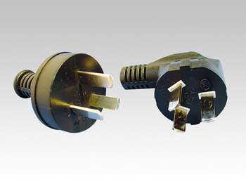 International 3-Pin Plug